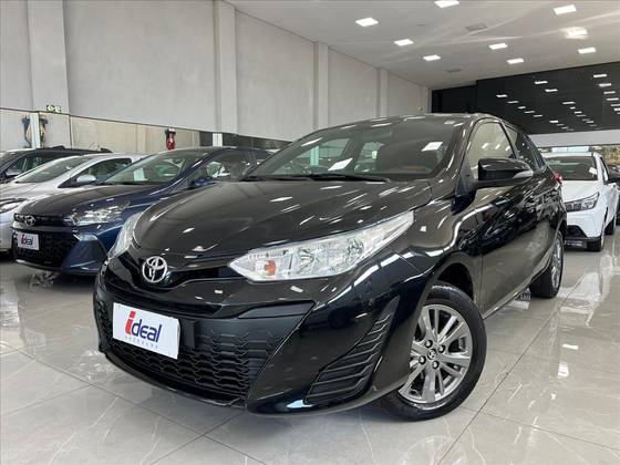 TOYOTA YARIS 1.5 16V FLEX XL PLUS CONNECT MULTIDRIVE TOYOTA YARIS 1.5 16V FLEX XL PLUS CONNECT MULTIDRIVE